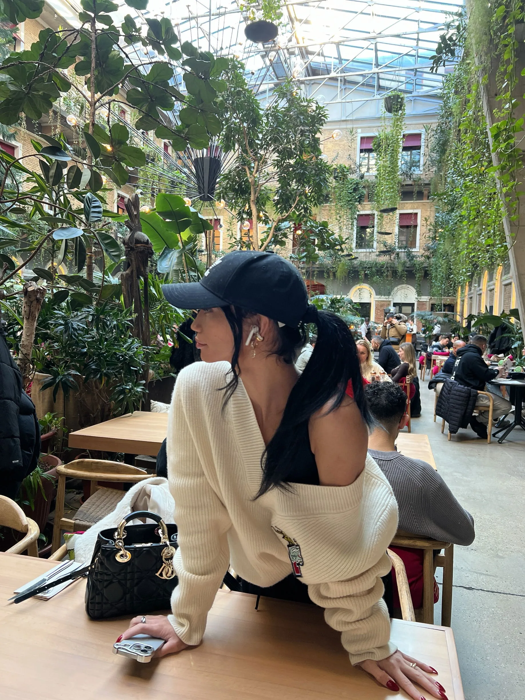 Celia - Escort Paris